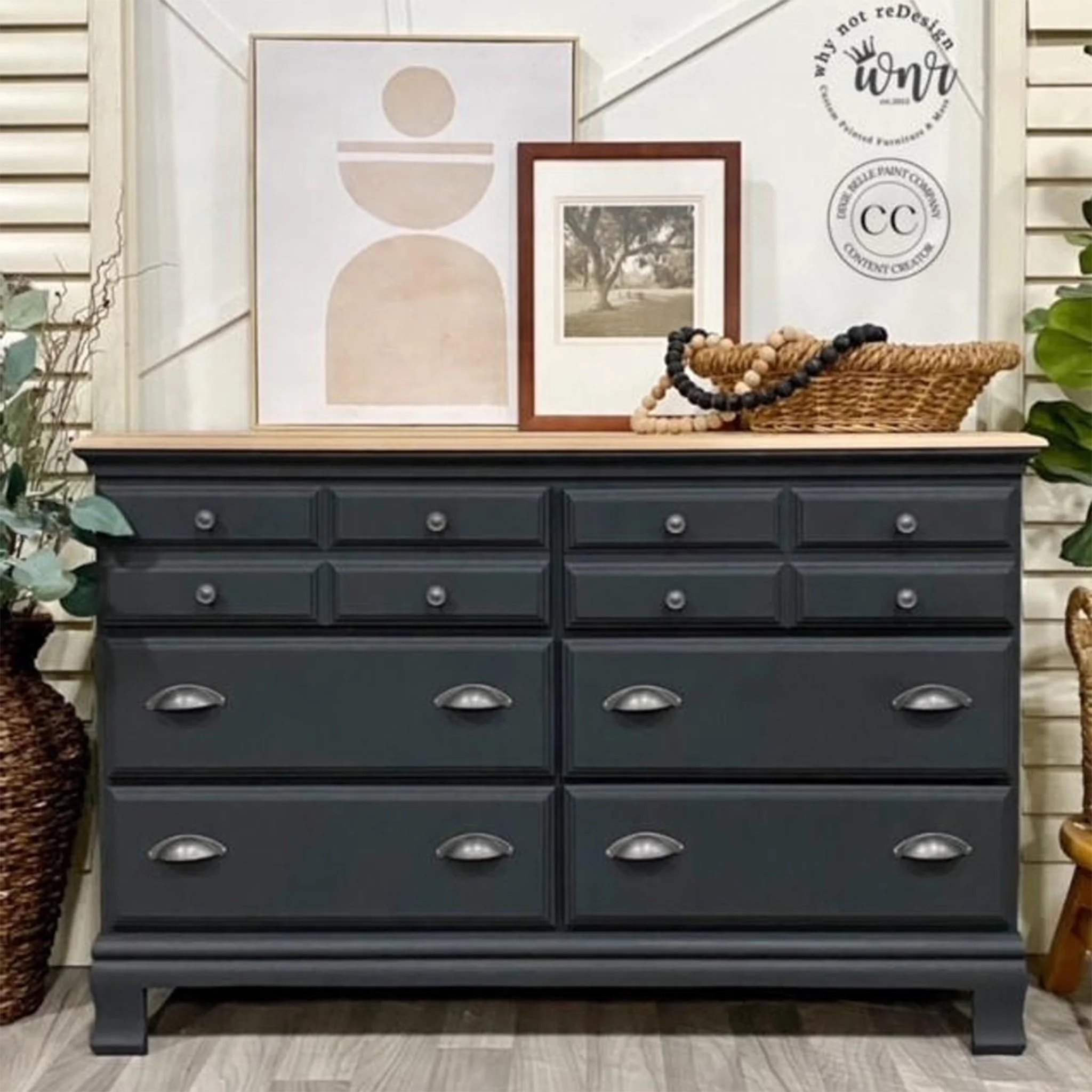 Dixie Belle Black Sands Silk All-in-One | Furniture Paint - Image 4