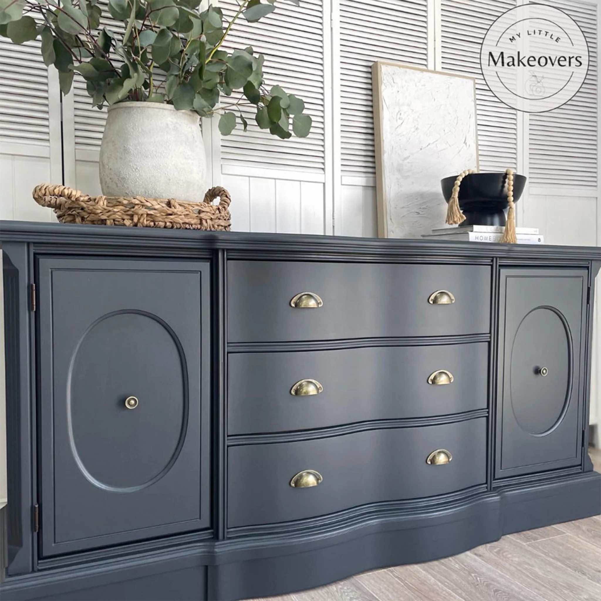 Dixie Belle Black Sands Silk All-in-One | Furniture Paint - Image 5