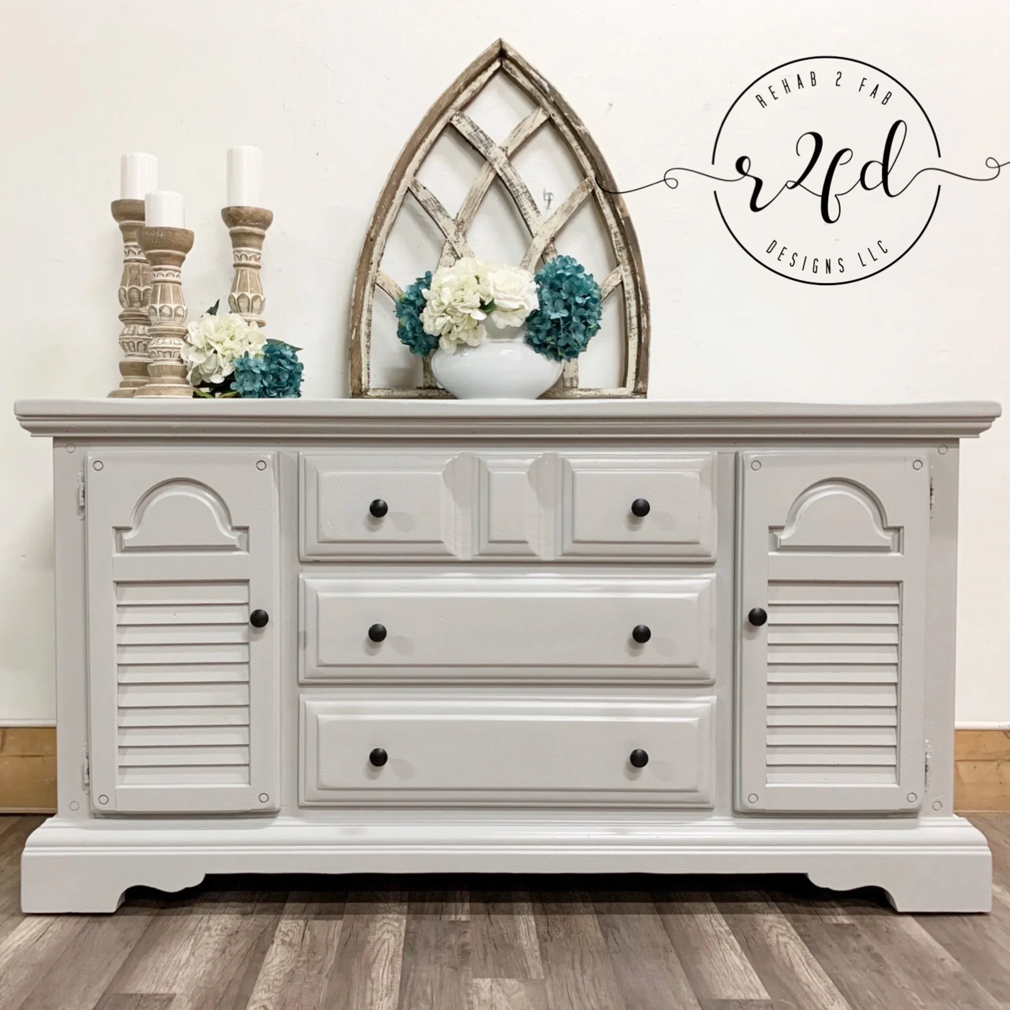 Dixie Belle Chalk Mineral Paint – Driftwood (Available in 5 Sizes) - Image 4