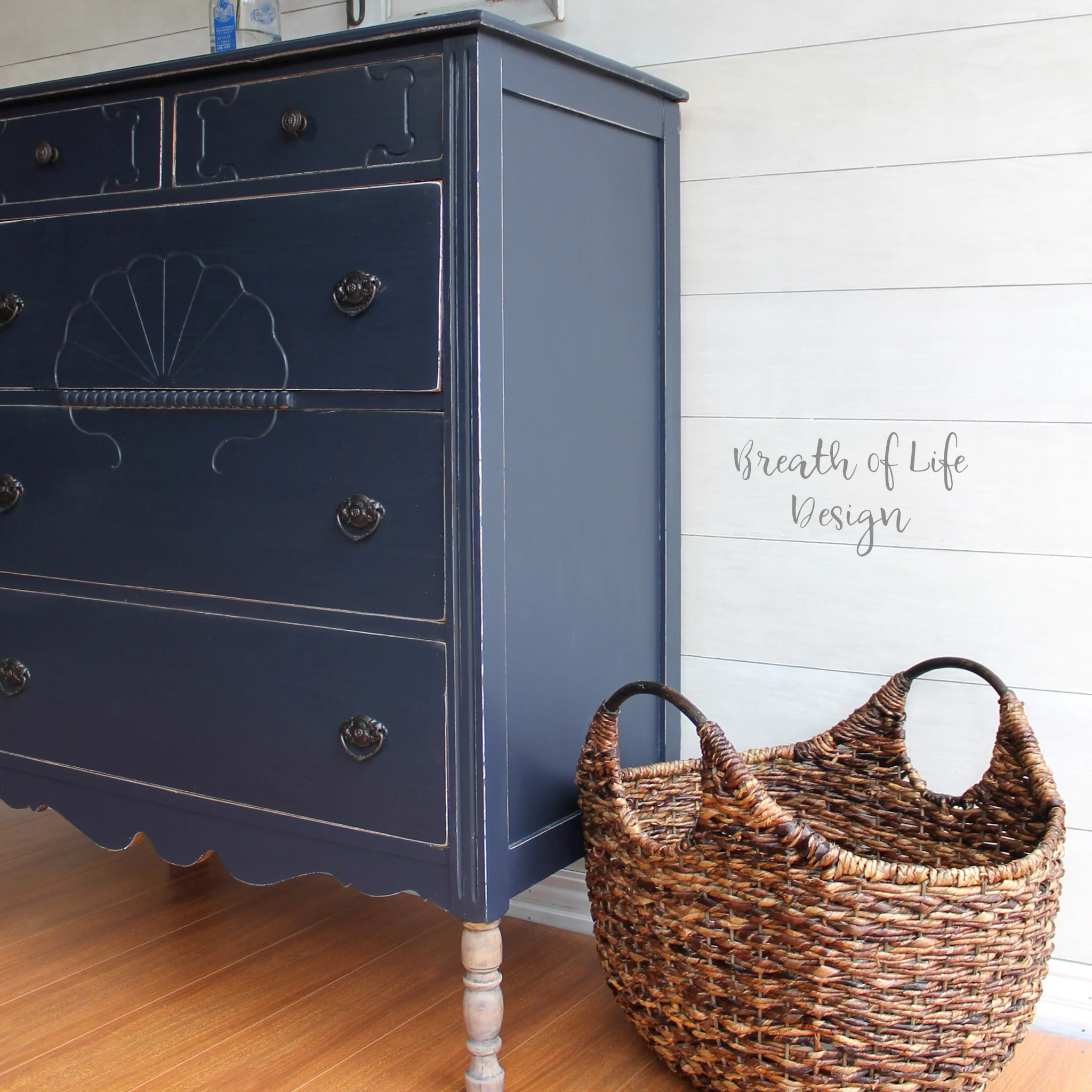 Dixie Belle Chalk Mineral Paint – In the Navy (All Sizes) - Image 4