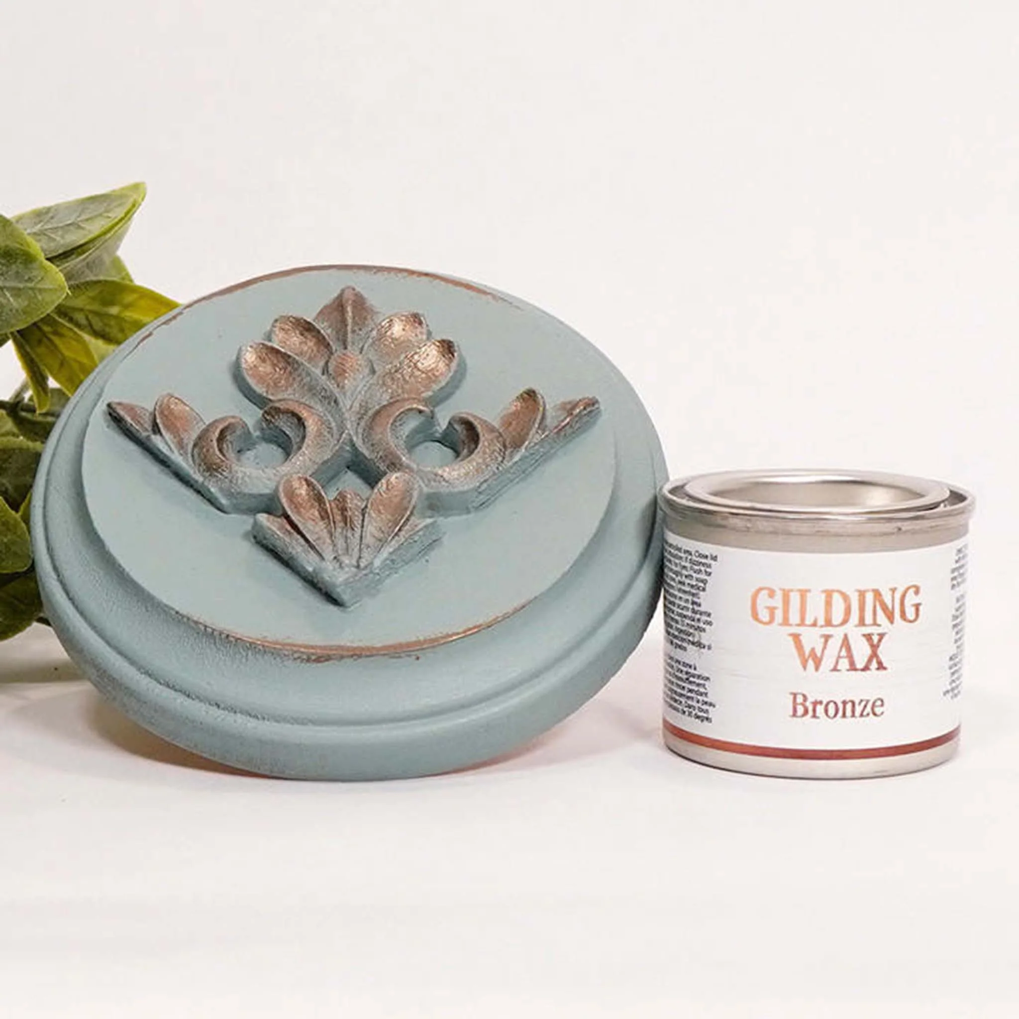Dixie Belle Paint Gilding Wax - Metallic Furniture Wax - Image 4