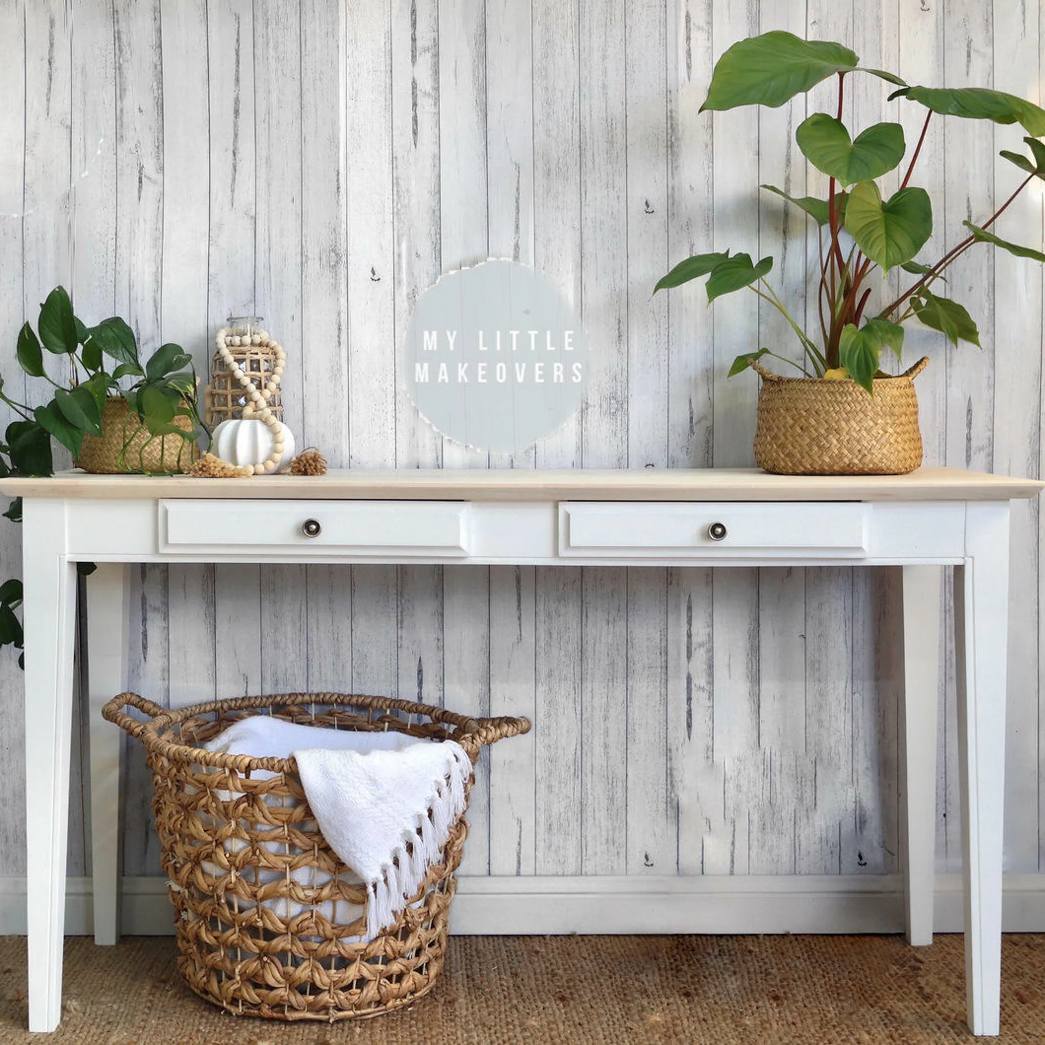 Dixie Belle Salt Water Silk All-in-One | Furniture Paint - Image 3