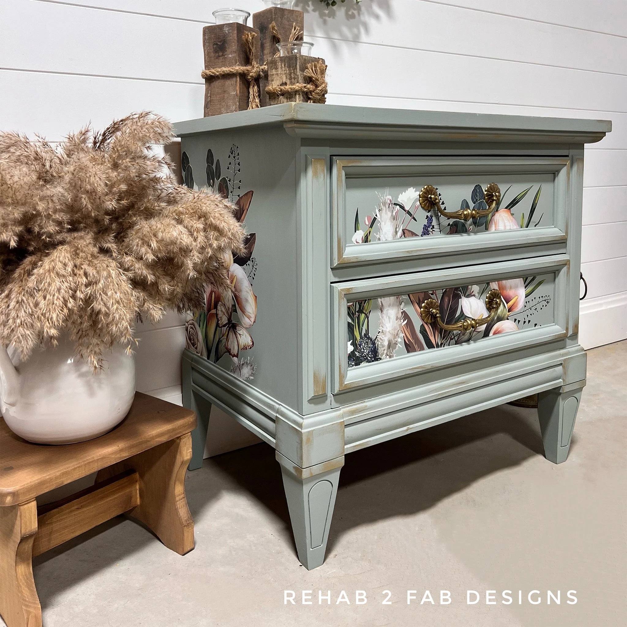Dixie Belle Oxford Fog Silk All-in-One | Furniture Paint - Image 9