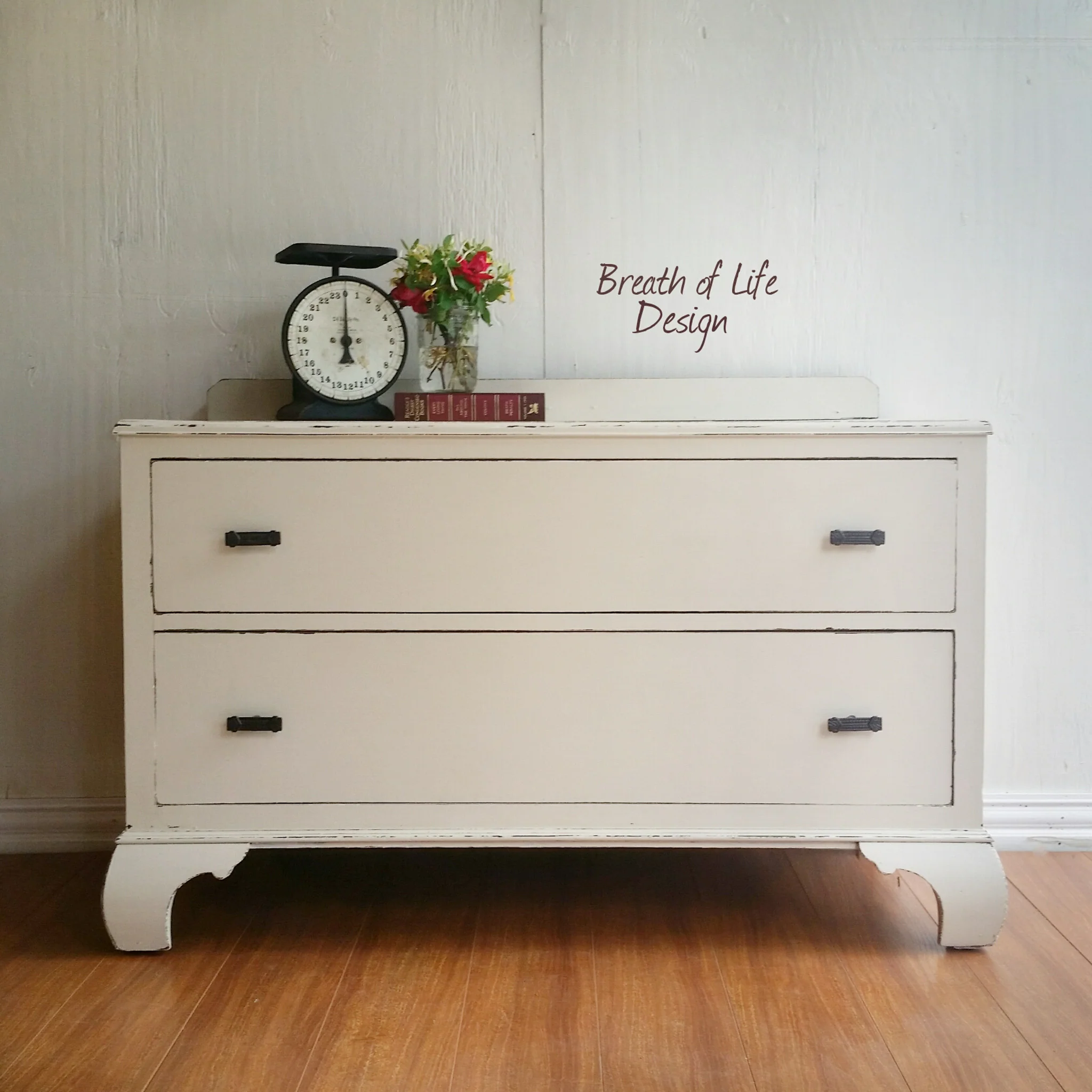 Dixie Belle Chalk Mineral Paint – Drop Cloth (Available in 5 Sizes) - Image 4