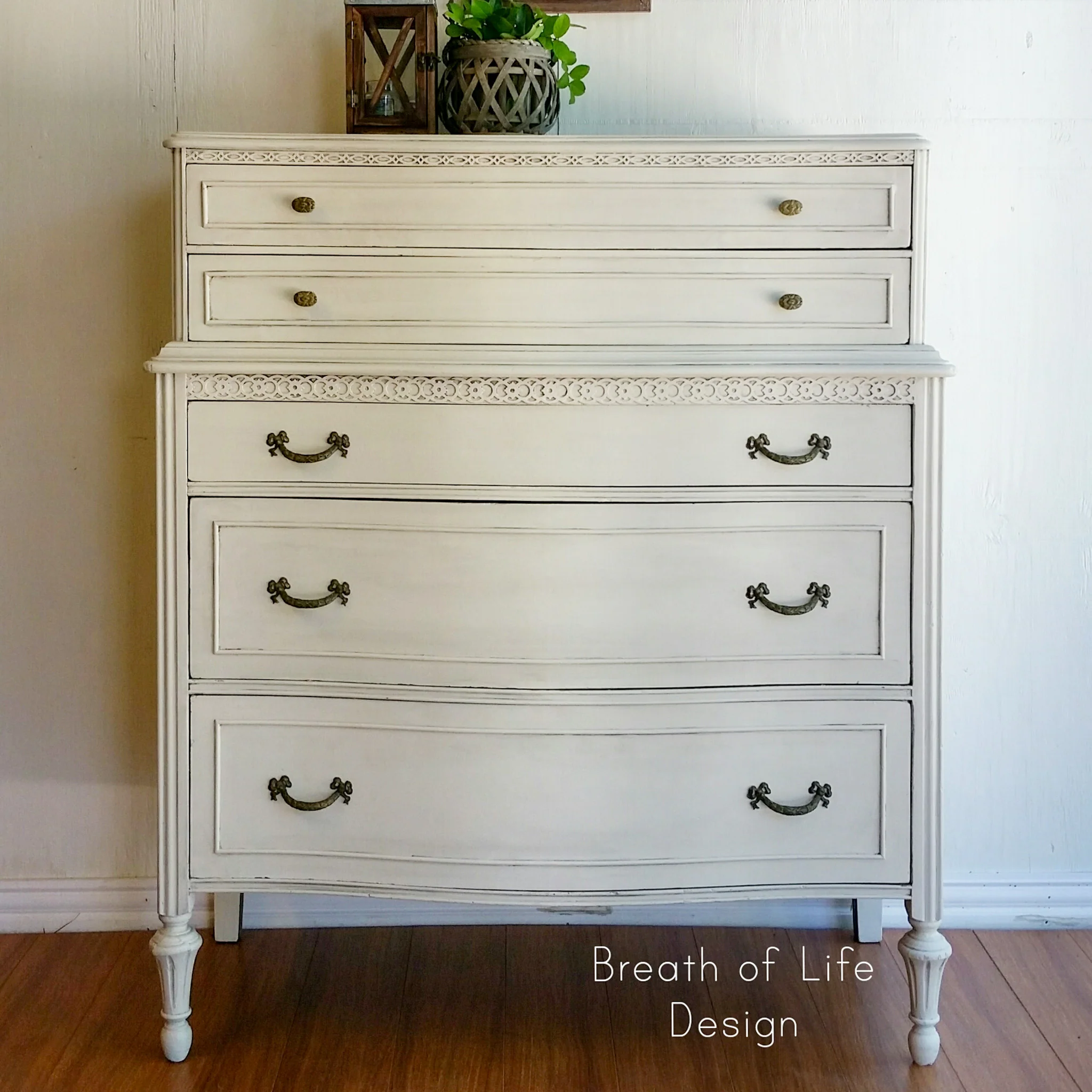 Dixie Belle Chalk Mineral Paint – Drop Cloth (Available in 5 Sizes) - Image 5