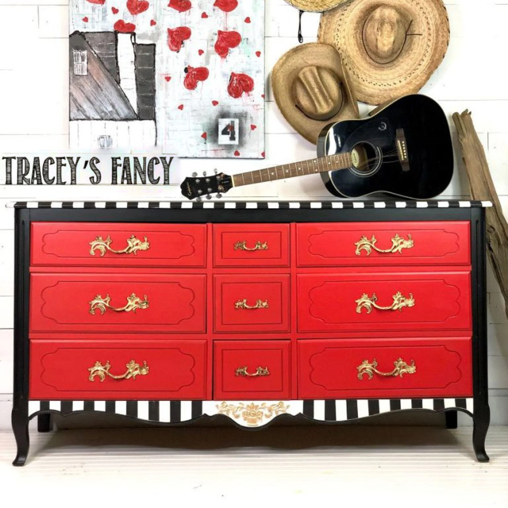 Dixie Belle Chalk Mineral Paint – Honky Tonk Red (Available in 3 Sizes) - Image 2