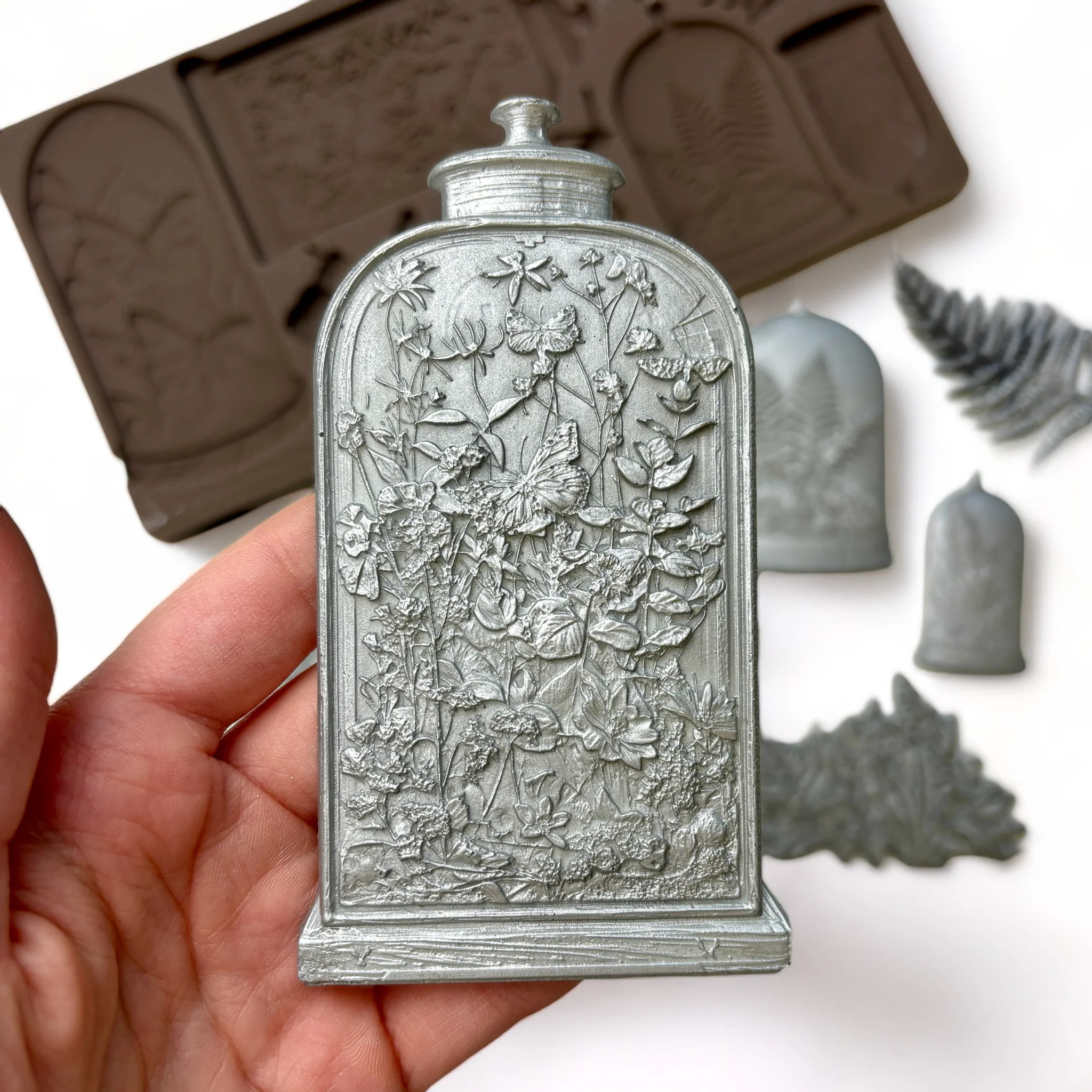 ReDesign with Prima - Midnight Muses Silicone Mold (5x10 Size) - Image 4
